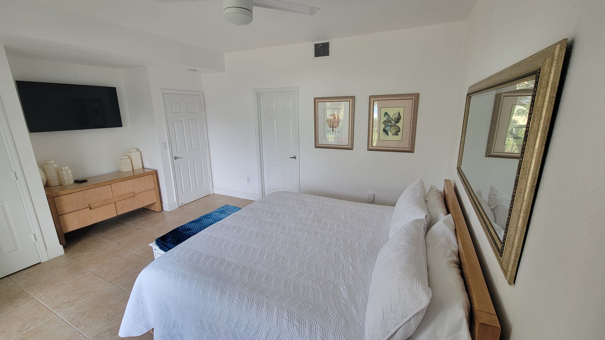 Bimini-Rent-Master-Bedroom