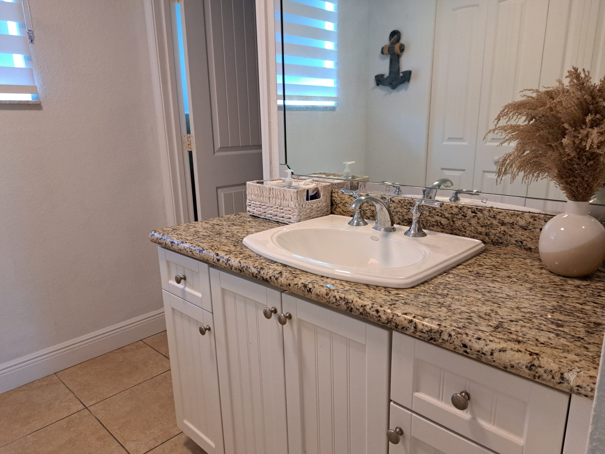 BiminiStudio33312-Bathroom